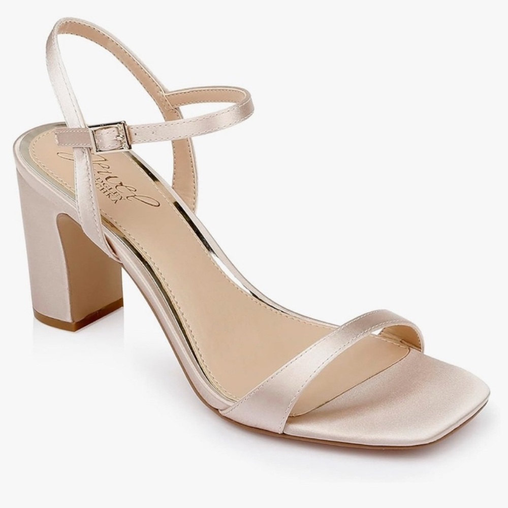 Jewel Badgley Mischka Danni II Low Block Heel Sandal